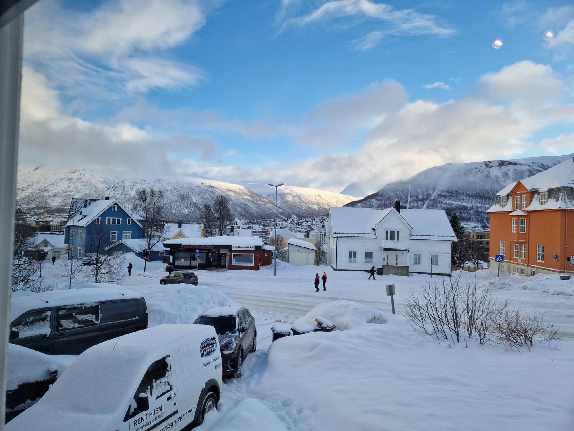 Central With A View Tromsø Exterior foto